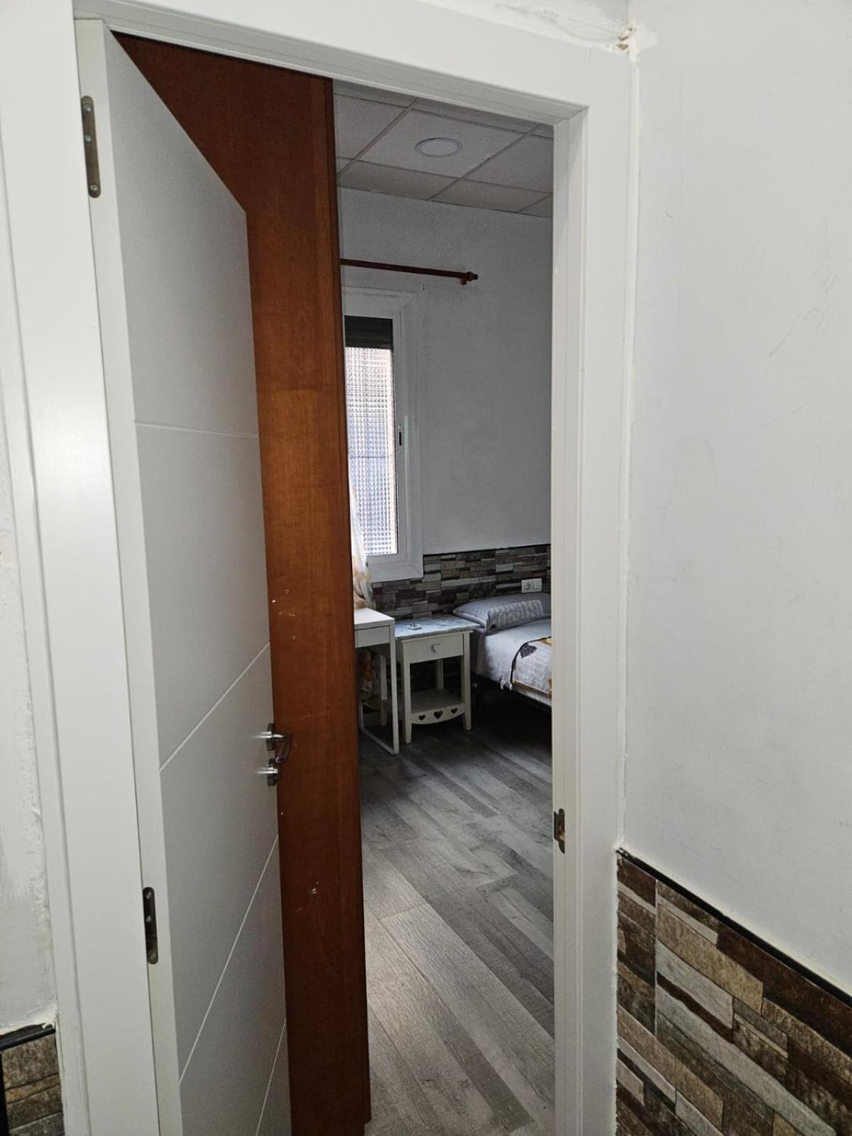 Habitacion Doble Con Bano Privado Οσπιταλέτ ντε Λιοβρεγάτ Εξωτερικό φωτογραφία